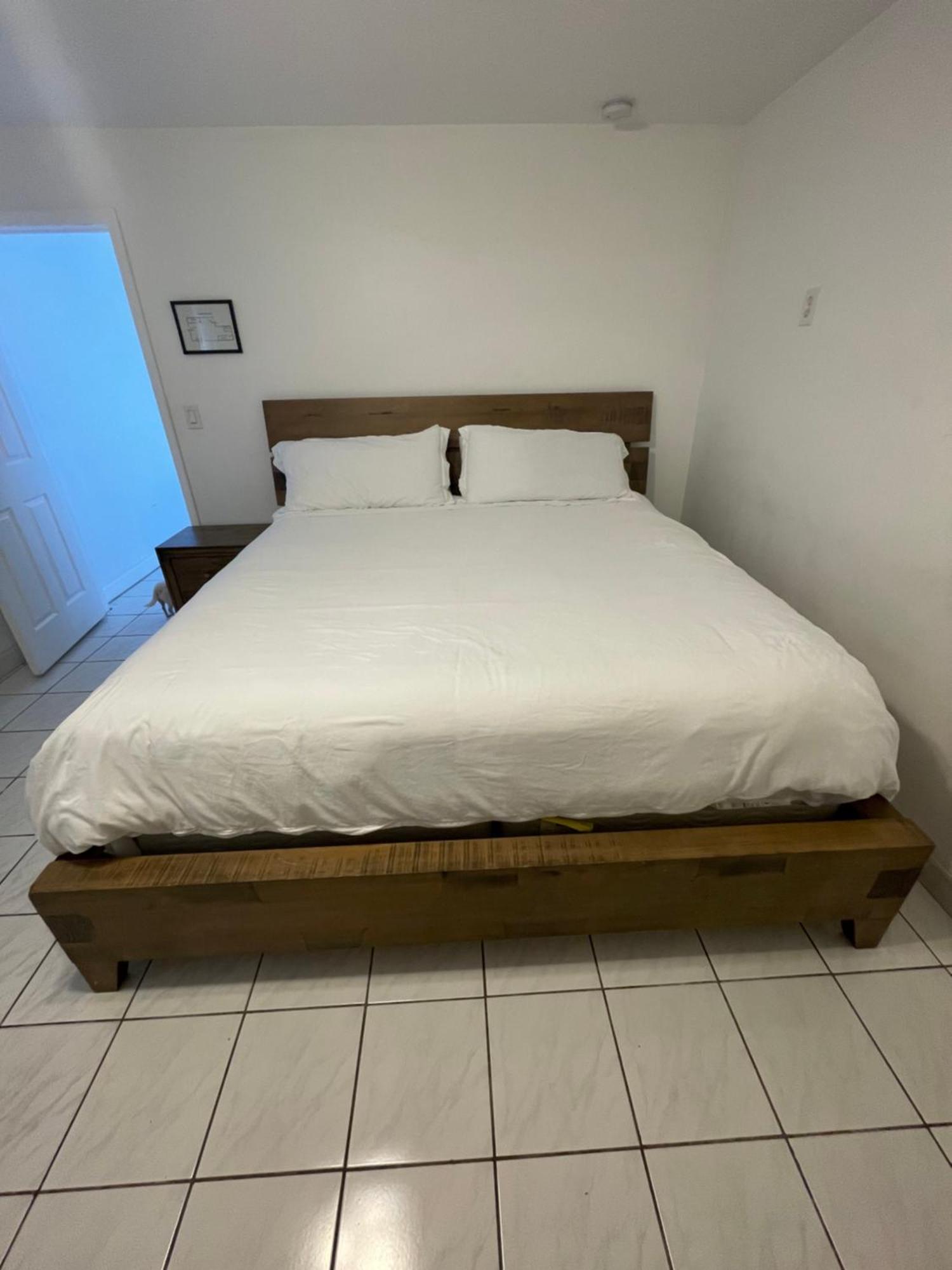 Modern Close To Downtown And The Airport Fort Lauderdale