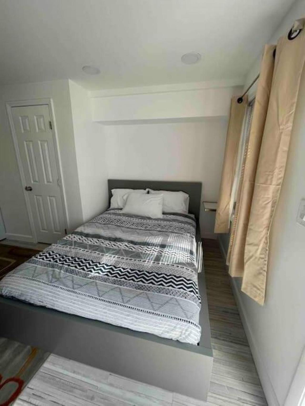 Appartement Modern Close To Downtown And The Airport